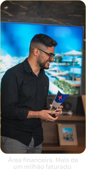 Área financeira. Mais de um milhão faturado.